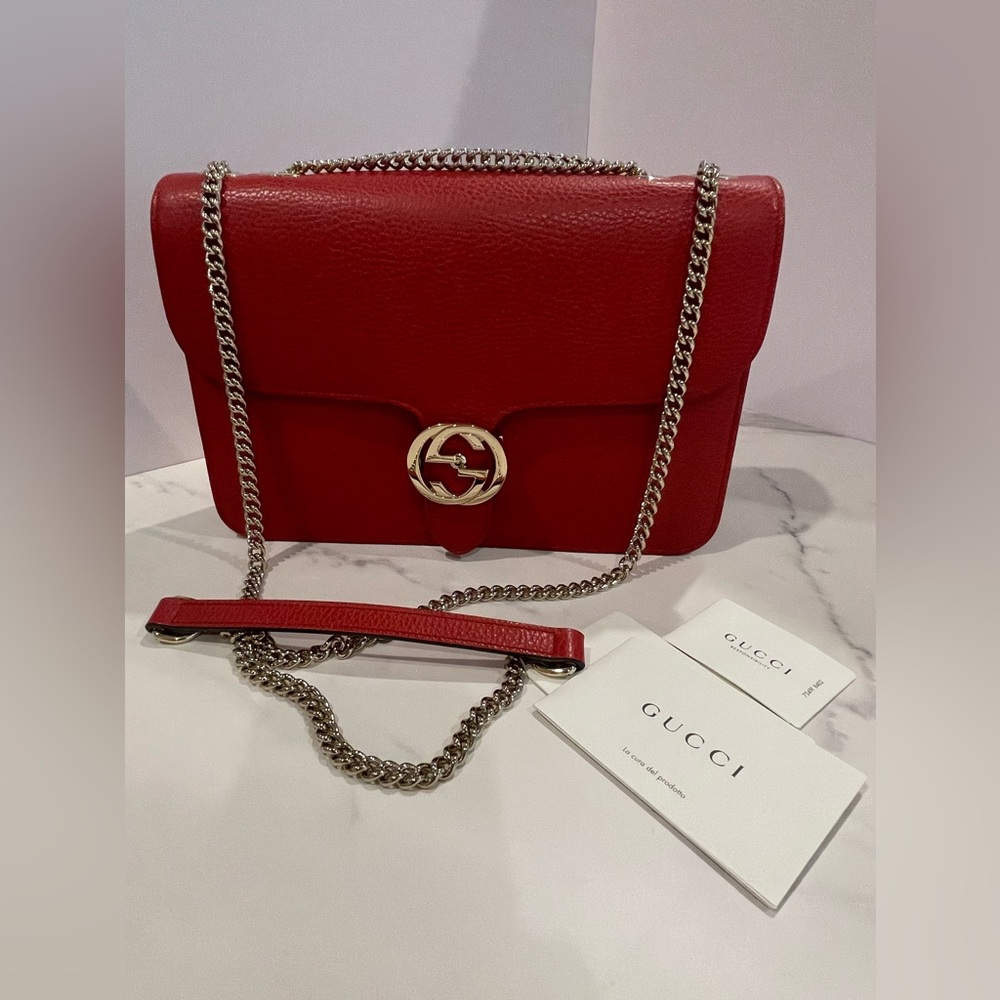 SOLD-Authentic Gucci Red Dollar Calfskin Medium Interlocking G Chain Bag ♥️